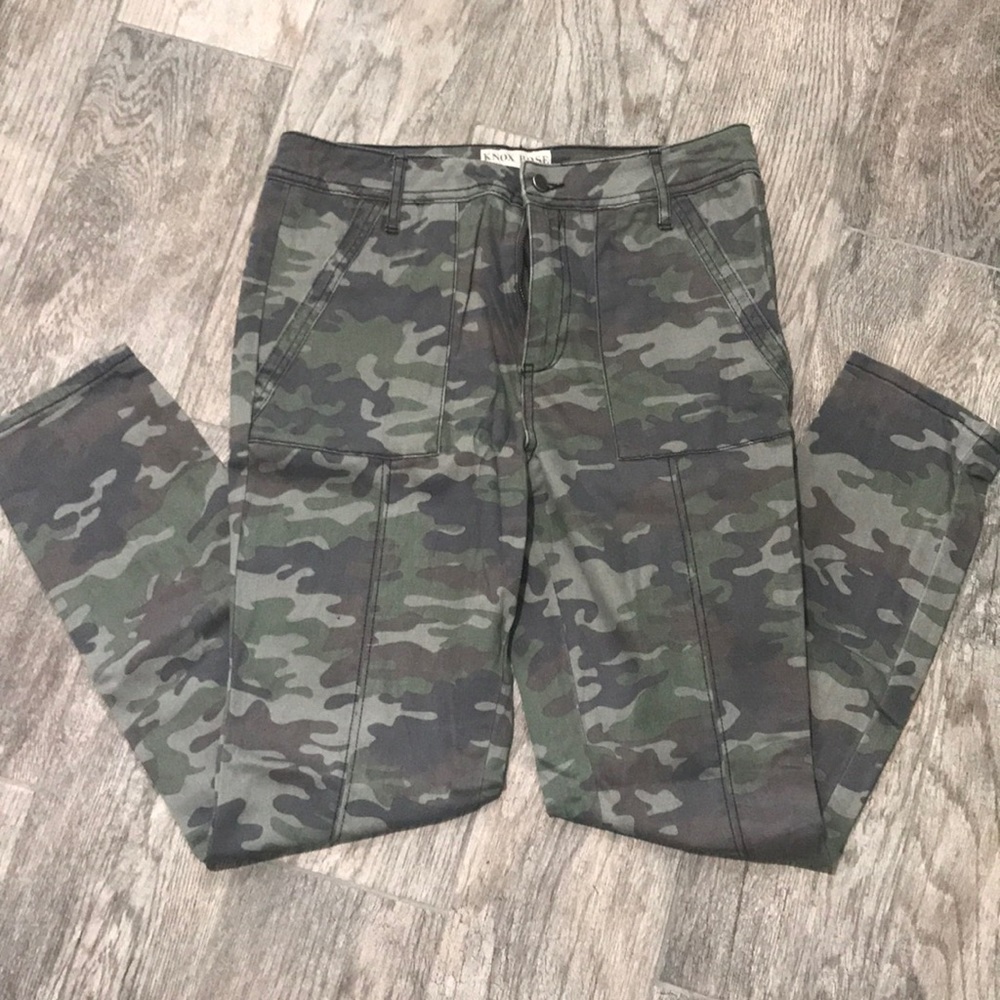 Knox Rose Camo Pants